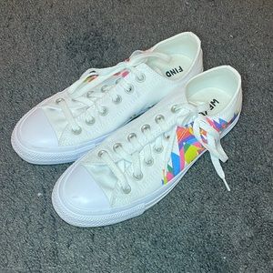 Converse Pride 2021 sneaker